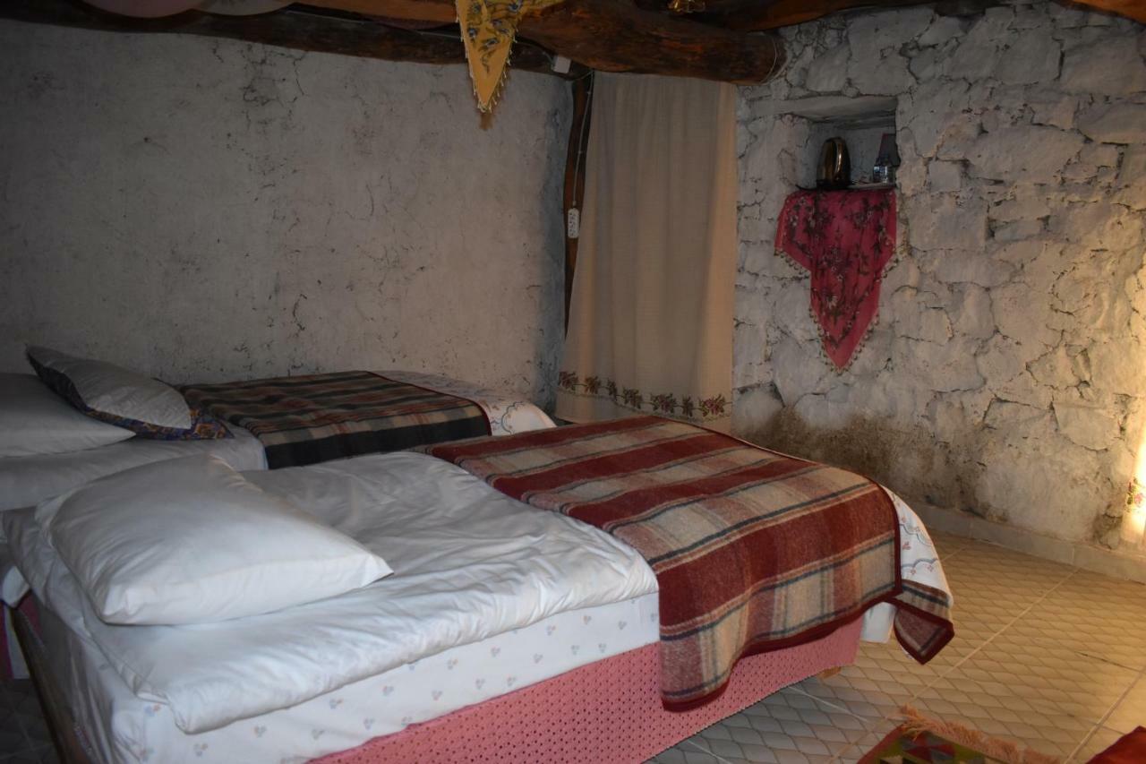 Hotel Sato Koeyevi-Selendi Exteriér fotografie